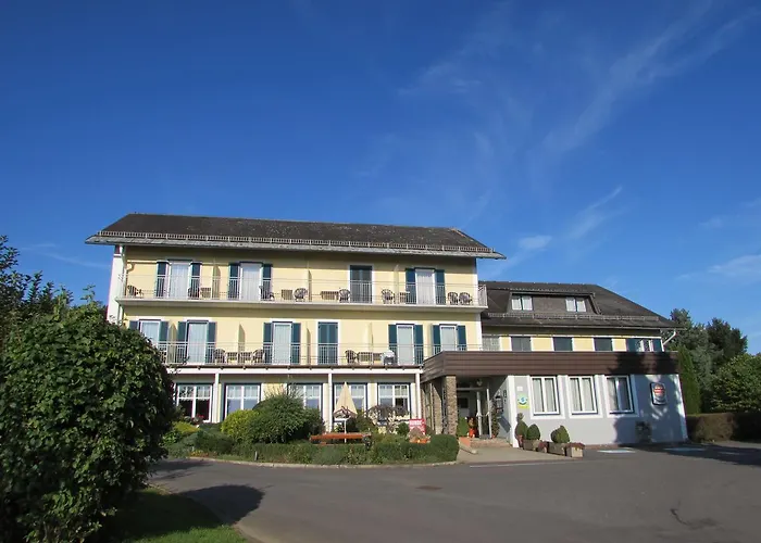 Gasthof Und Kulmberghof Gossendorf (Sudoststeiermark)